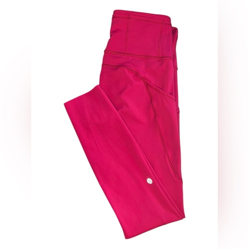 Lululemon Fast and Free Tight 25” Reflective Leggings – Ruby Red – Size 4